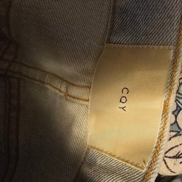 CQY Light Wash High Rise Straight Leg Jeans - Picture 7 of 9